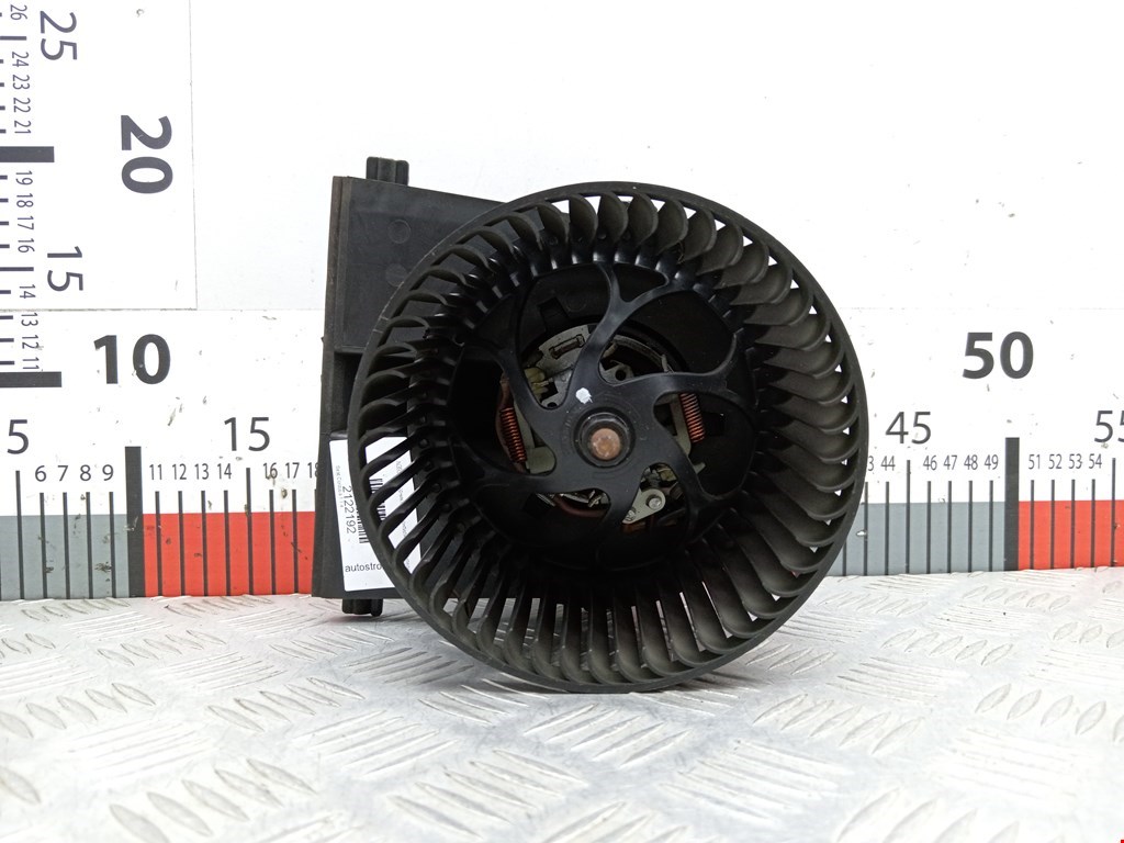 Моторчик (мотор) отопителя салона SEAT Cordoba 1993-2002