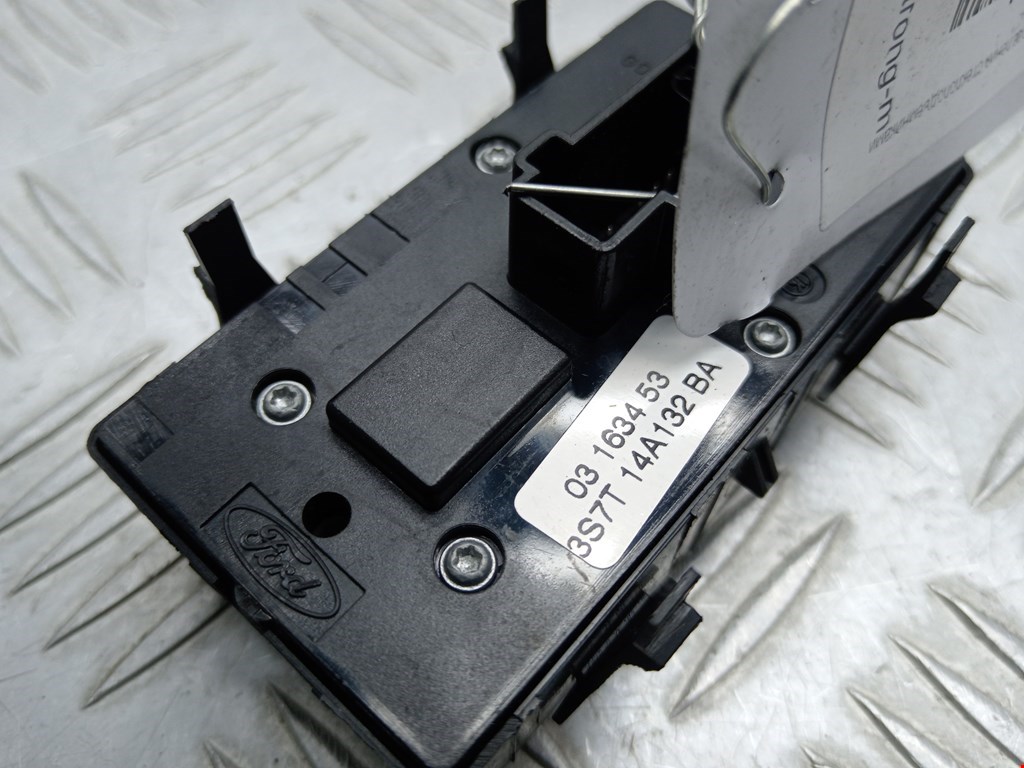 Блок управления стеклоподъемниками FORD Mondeo III 2000-2007