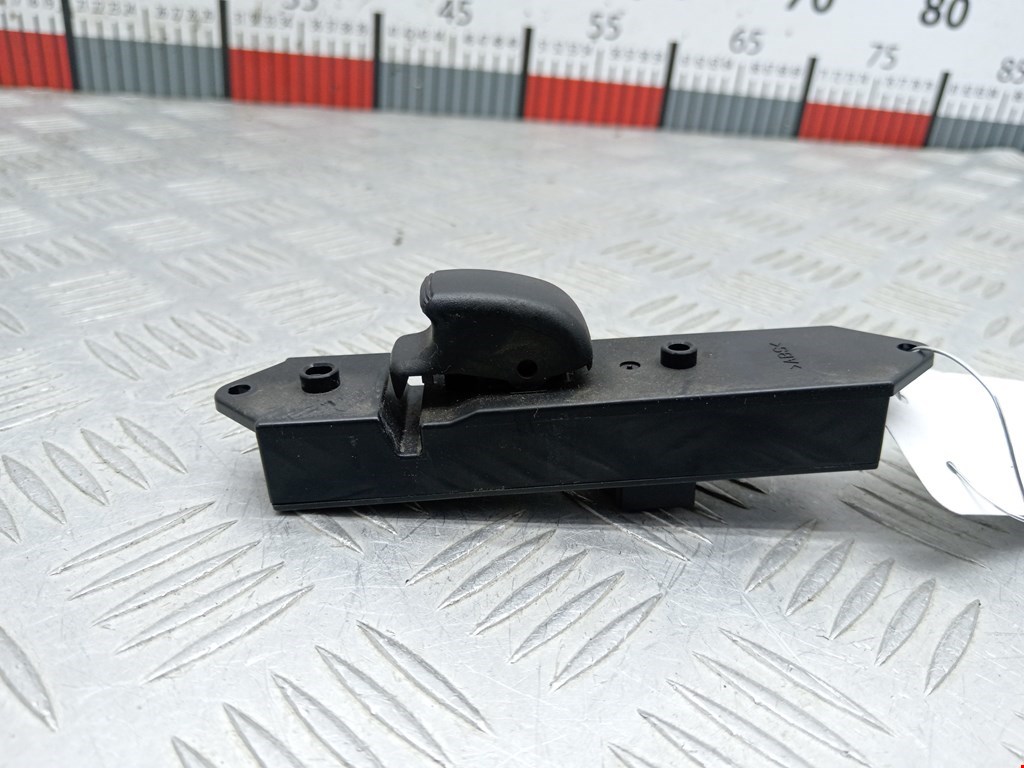 Кнопка стеклоподъемника MITSUBISHI Galant VIII 1996-2006