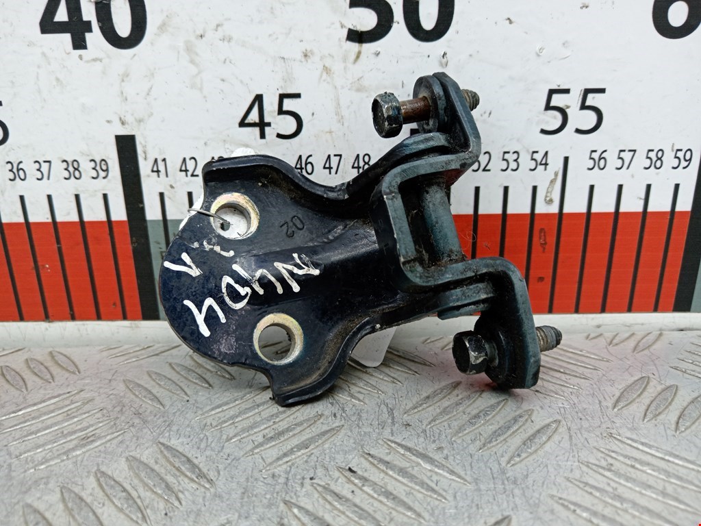 Петля двери задней левой Mitsubishi Galant 8 (1996-2006)