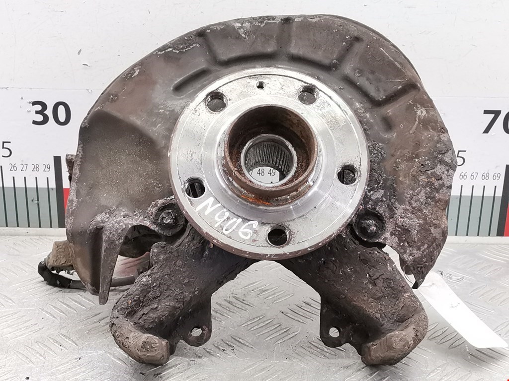 Ступица передняя левая VOLKSWAGEN Polo IV 2001-2009