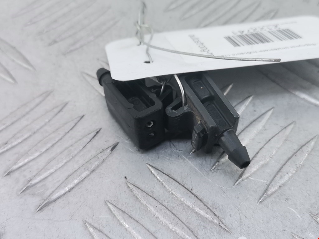 Форсунка омывателя лобового стекла RENAULT Megane II 2002-2009