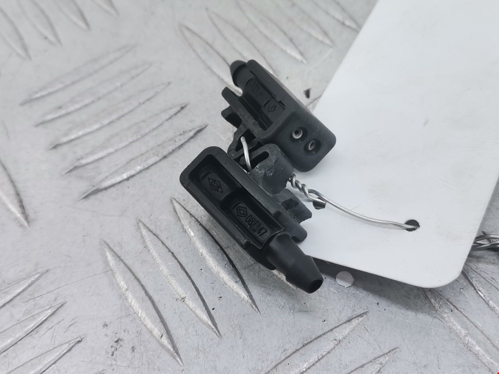 Форсунка омывателя лобового стекла RENAULT Megane II 2002-2009