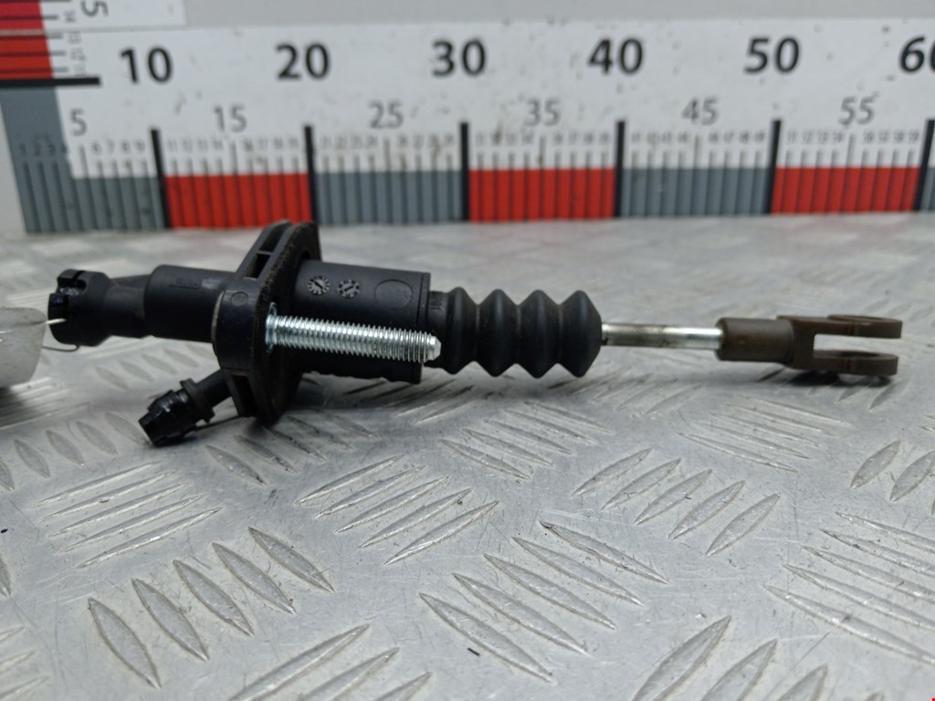 Цилиндр сцепления главный OPEL Zafira A 1999-2005