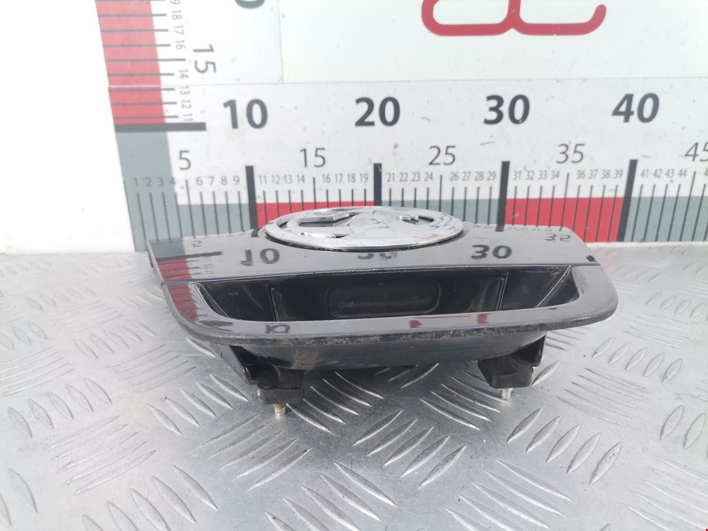 Ручка двери багажника наружная OPEL Astra J 2009-2017