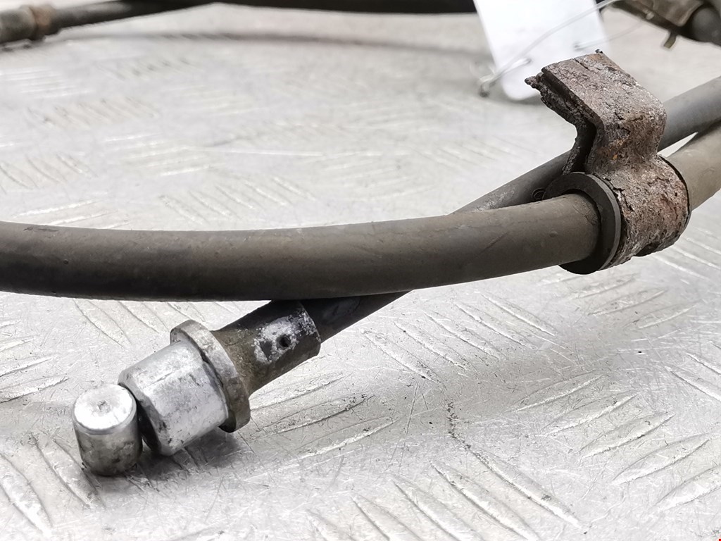 Трос стояночного тормоза левый/правый MITSUBISHI Galant VIII 1996-2006