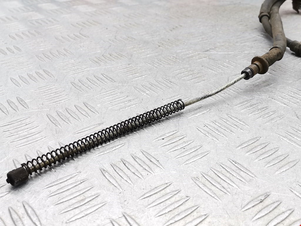 Трос стояночного тормоза левый/правый MITSUBISHI Galant VIII 1996-2006