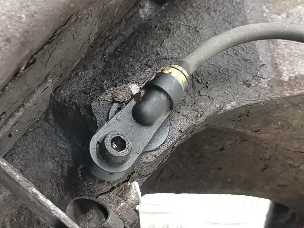 Ступица задняя левая FORD Galaxy 1995-2005