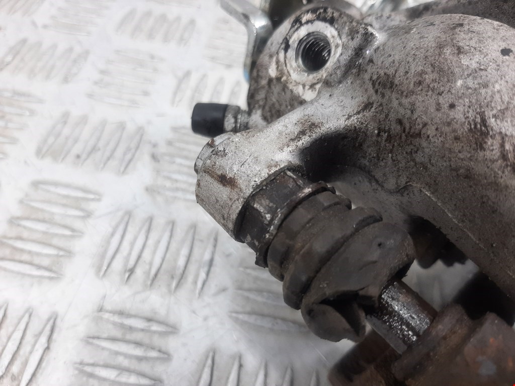 Суппорт задний правый OPEL Zafira A 1999-2005