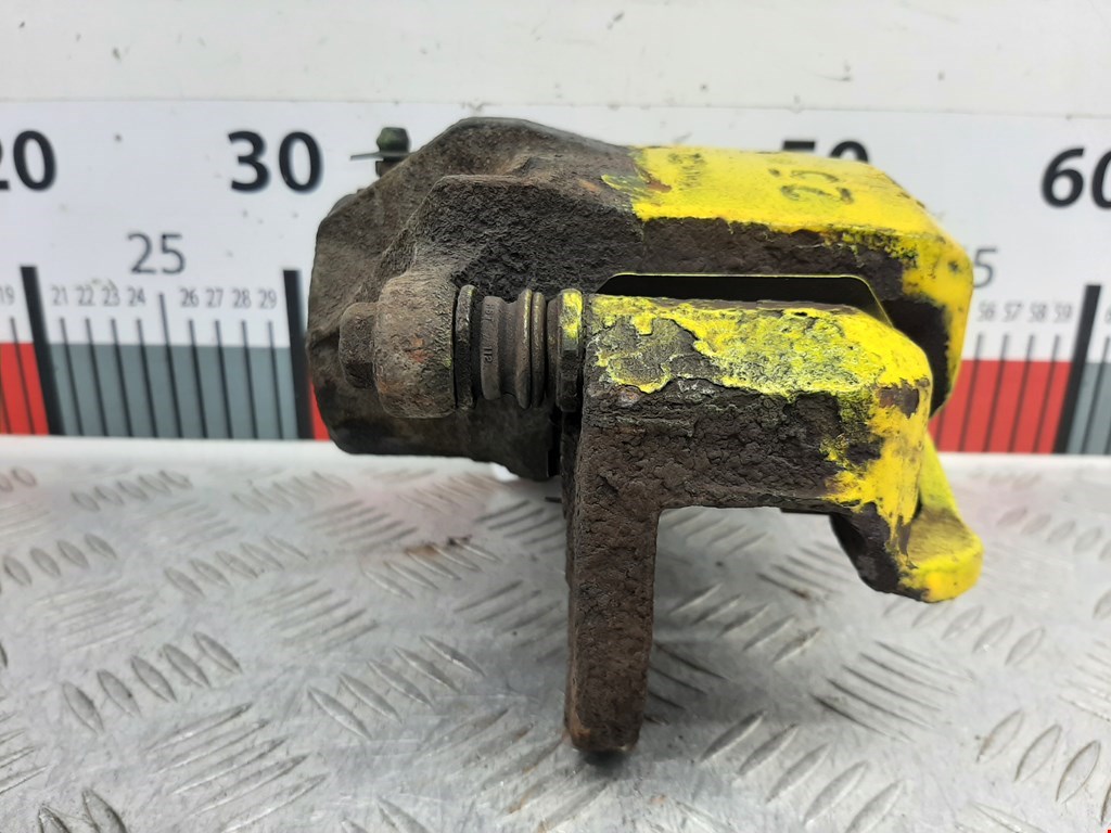 Суппорт передний левый HYUNDAI Coupe 2002-2009