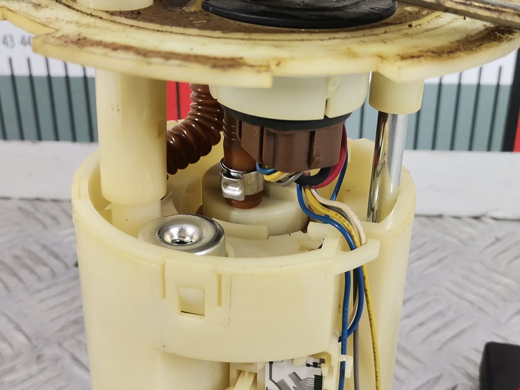 Насос топливный (электрический) DAEWOO Nubira 2003-2007