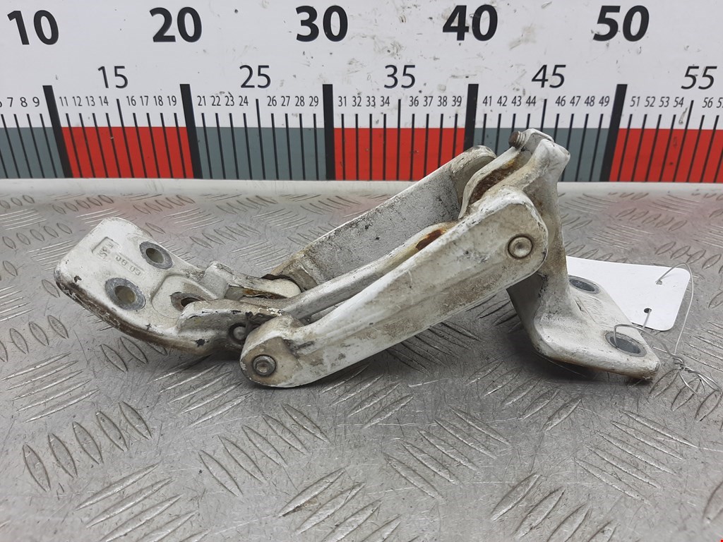 Петля двери распашной Mercedes Sprinter 2 (W906) (2006-2016)