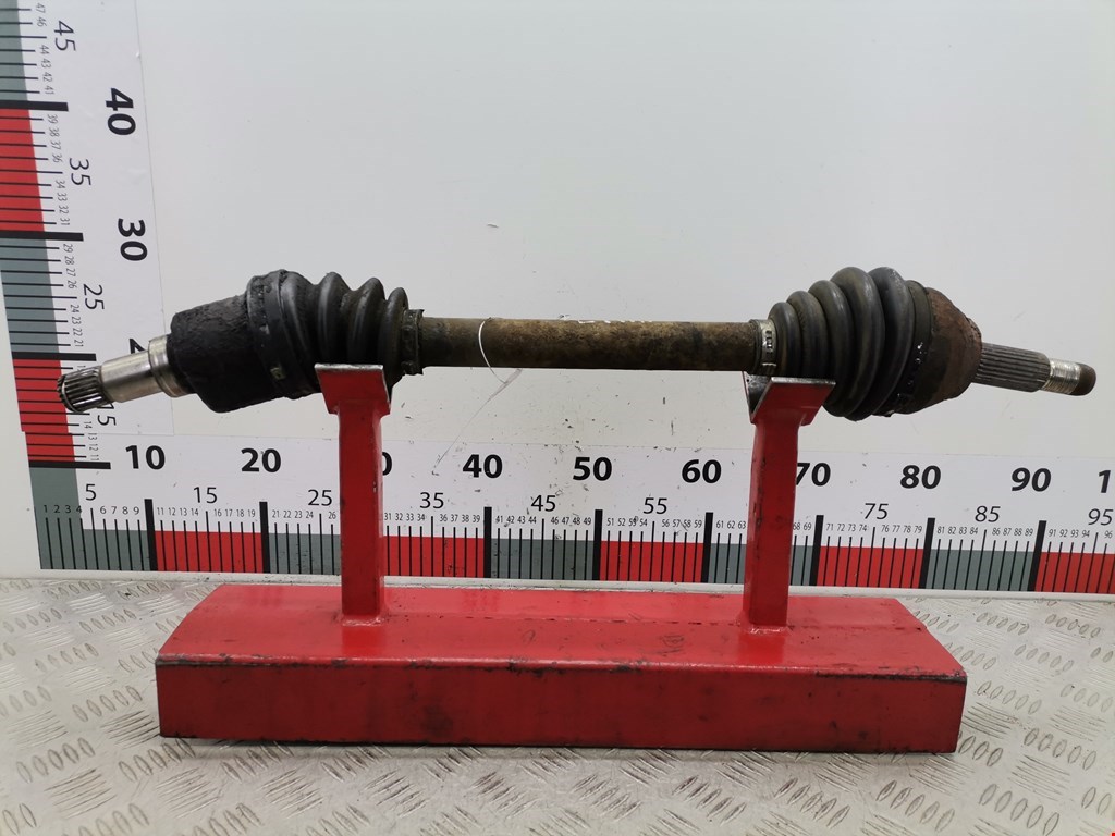 Полуось (привод, приводной вал) передняя левая FORD Focus I 1998-2005