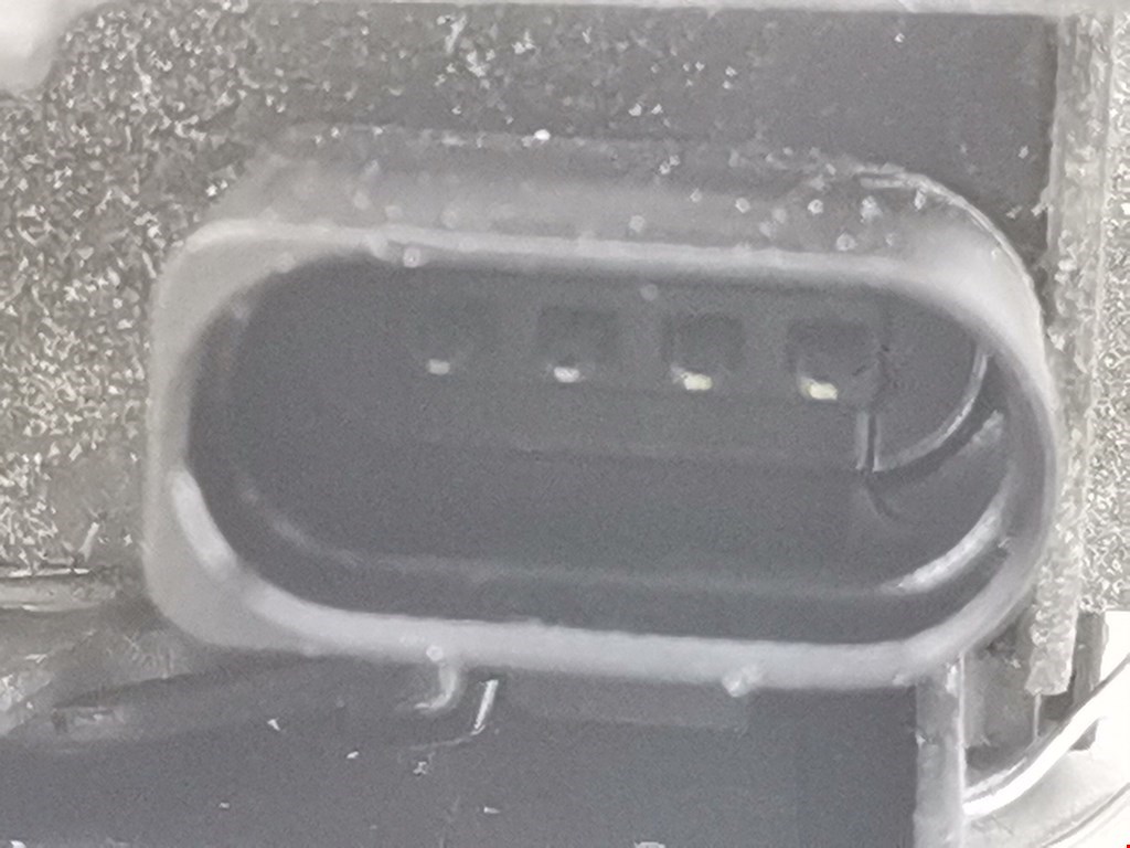 Замок багажника (крышки двери) VOLKSWAGEN Touran 2003-2010