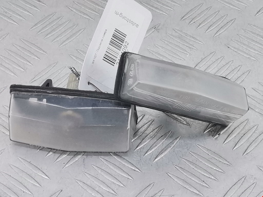 Фонарь подсветки номера TOYOTA Prius III XW30 2009-2015