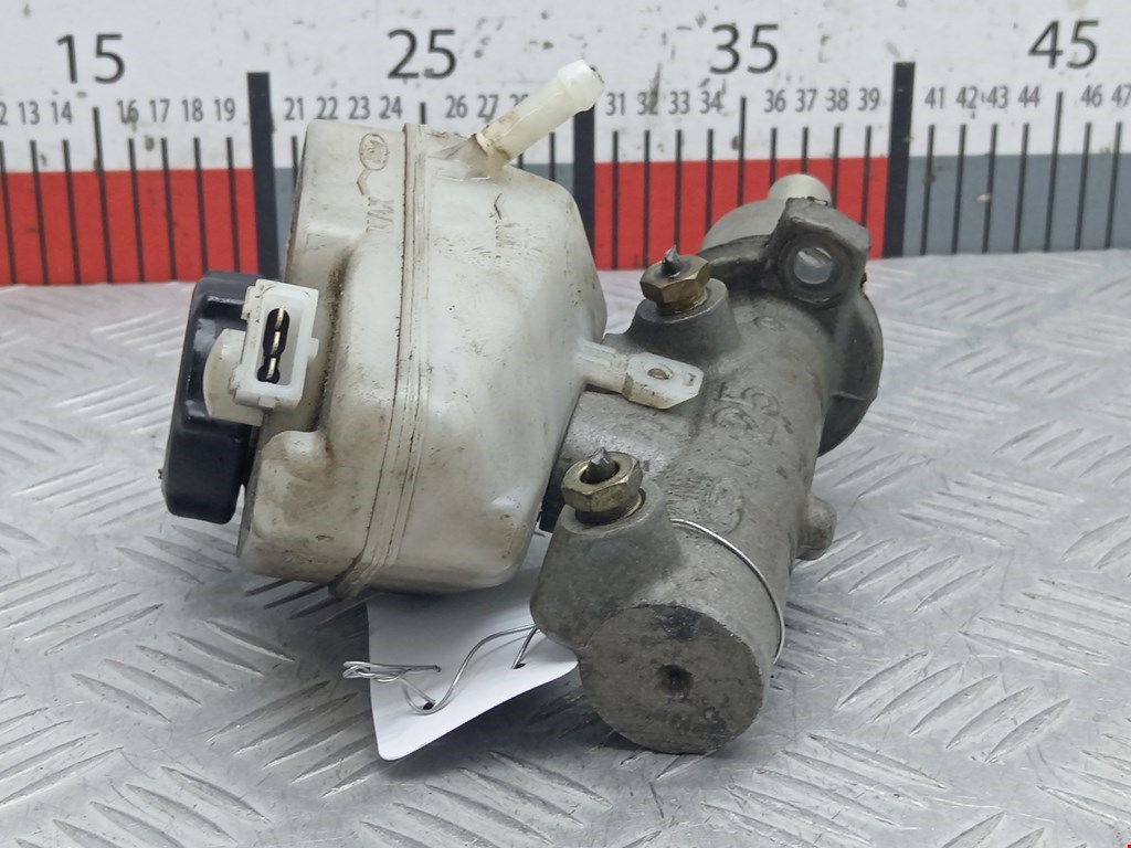 Цилиндр тормозной главный FORD Mondeo II 1996-2000