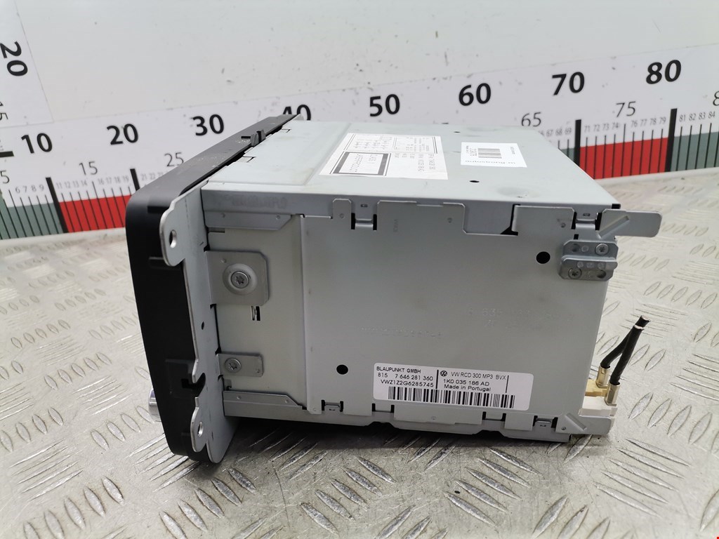 Магнитола VOLKSWAGEN Touran 2003-2010