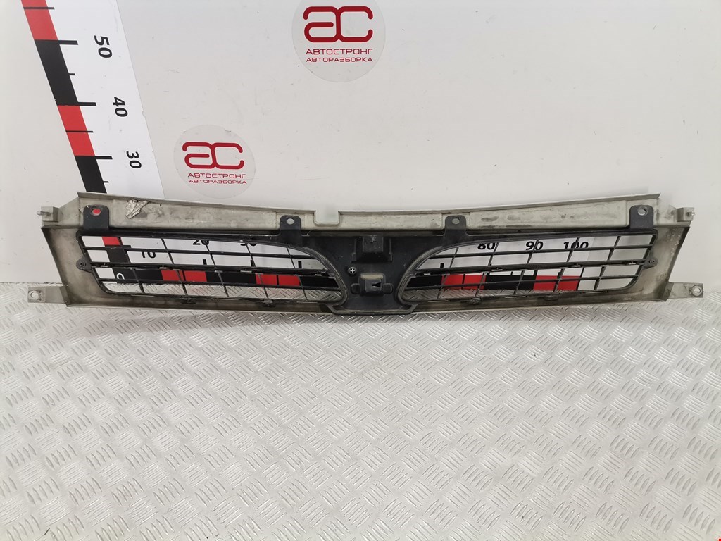 Решетка радиатора NISSAN Inerstar 1997-2010