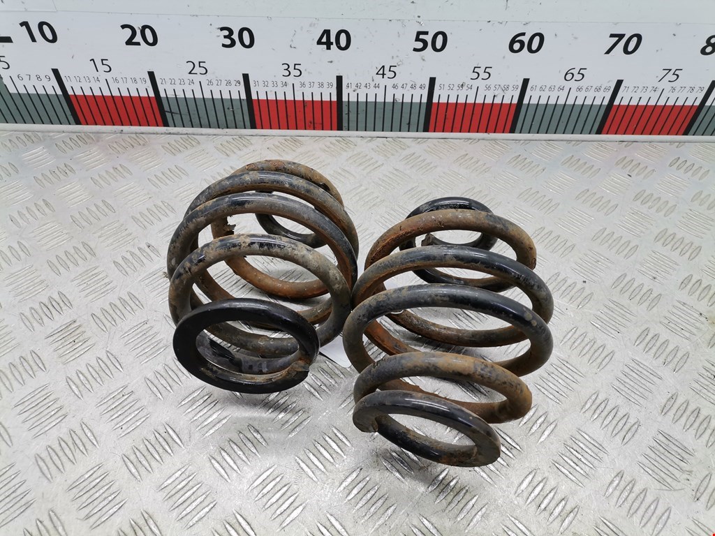 Пружина подвески задняя BMW 3-Series (E46) (1998-2007)