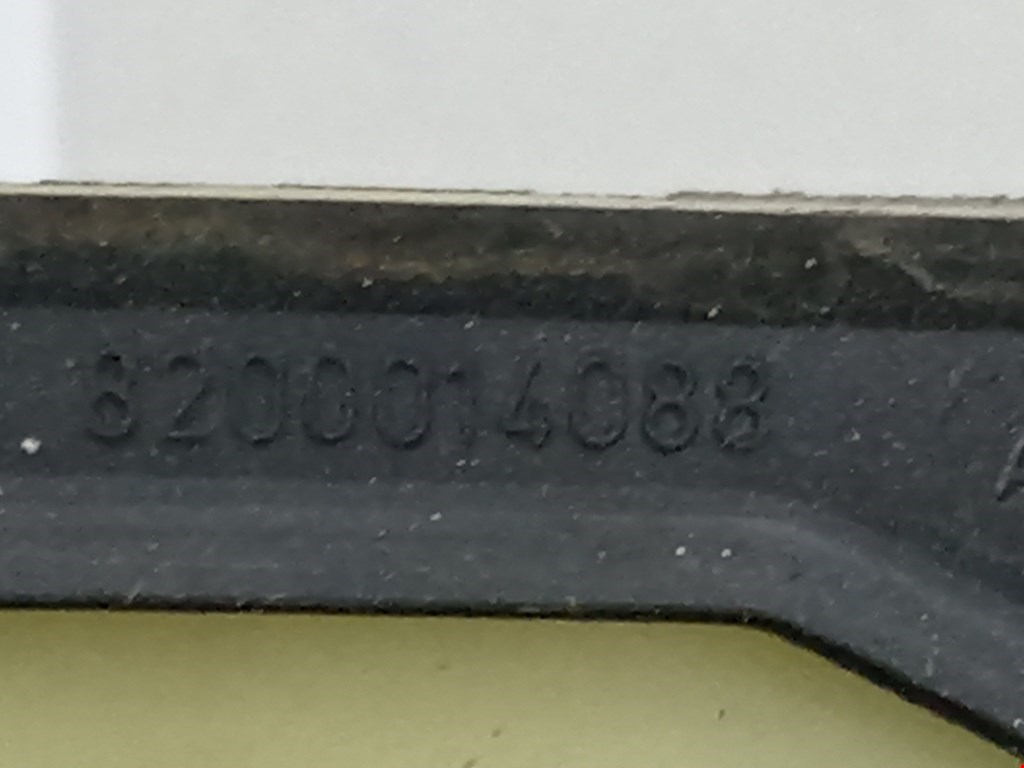 Кулиса (селектор) АКПП/МКПП в салоне RENAULT Laguna 2001-2007