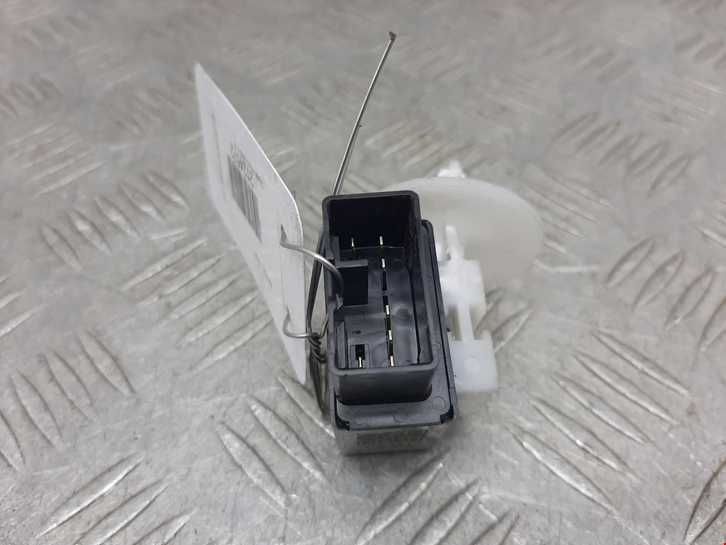 Реле TOYOTA Prius III XW30 2009-2015