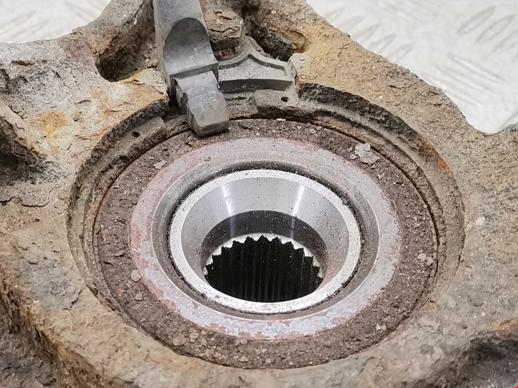 Ступица передняя правая PEUGEOT 307 2001-2008