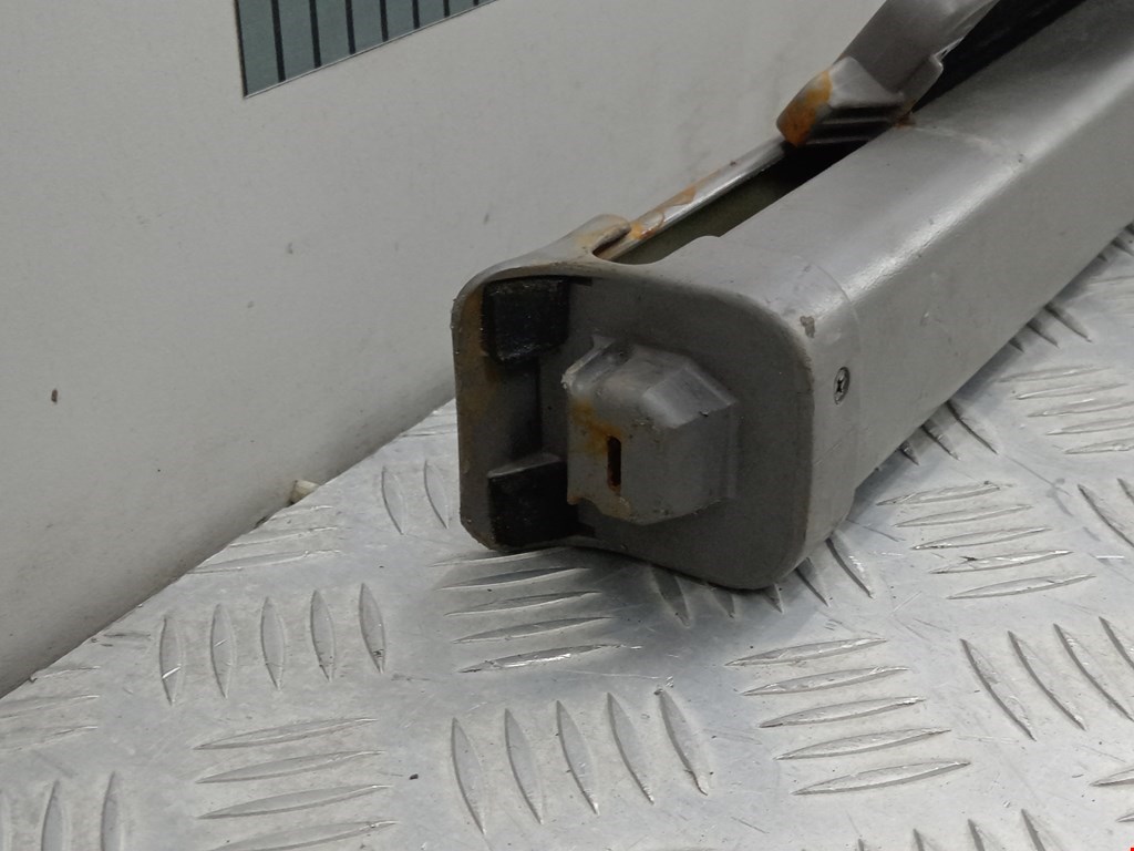 Шторка багажника (полка) SUBARU Forester II 2002-2008