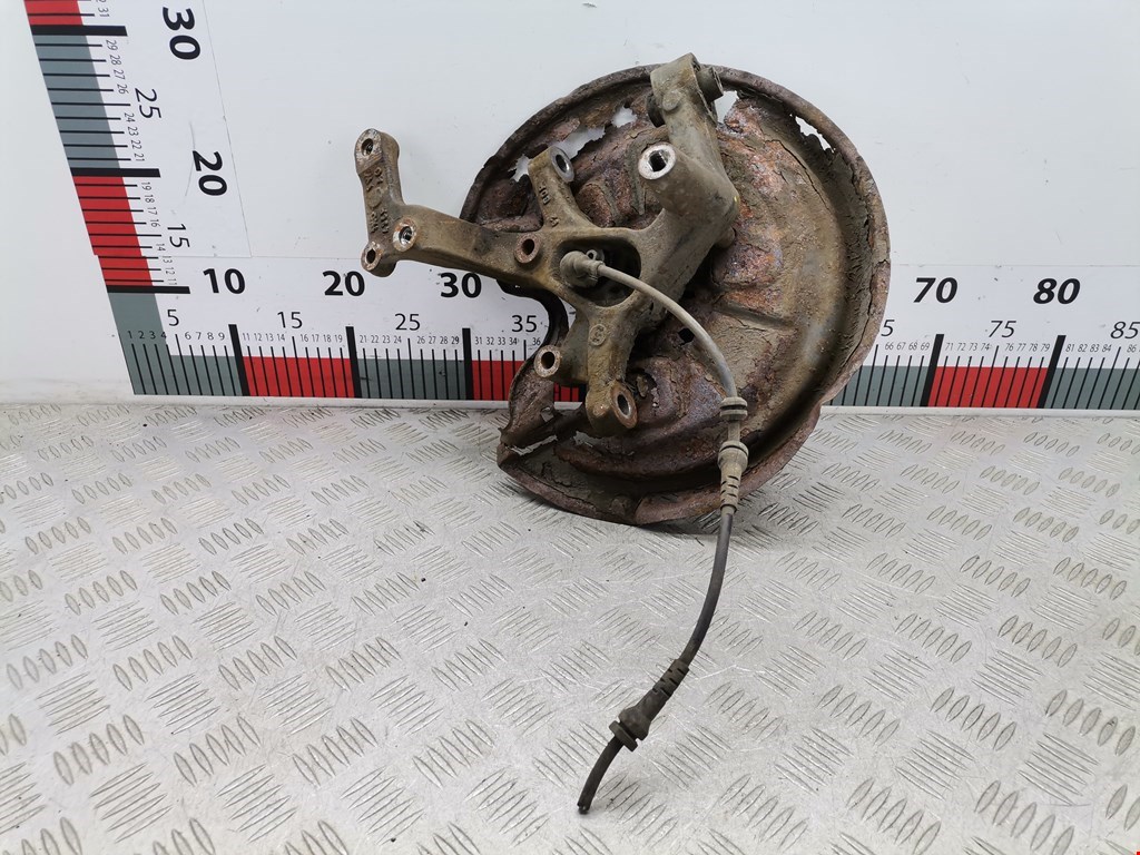 Ступица задняя левая VOLKSWAGEN Touran 2003-2010