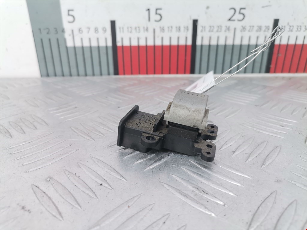 Кнопка стеклоподъемника HONDA CR-V II 2002-2007