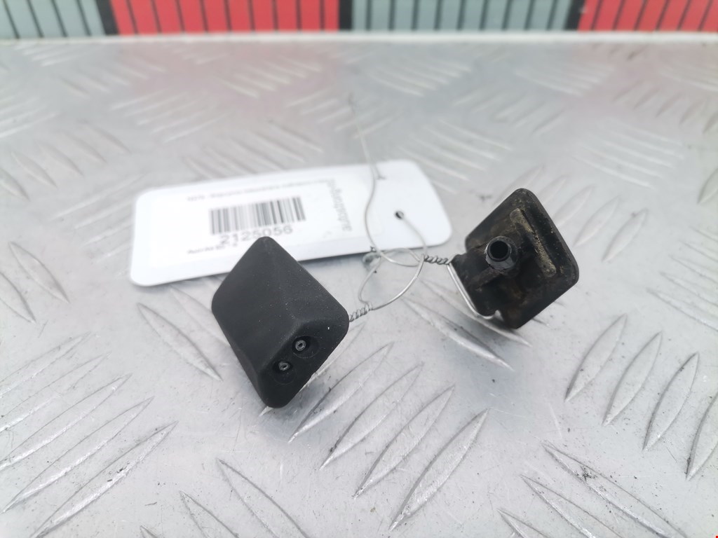 Форсунка омывателя лобового стекла AUDI A4 B5 1995-2001