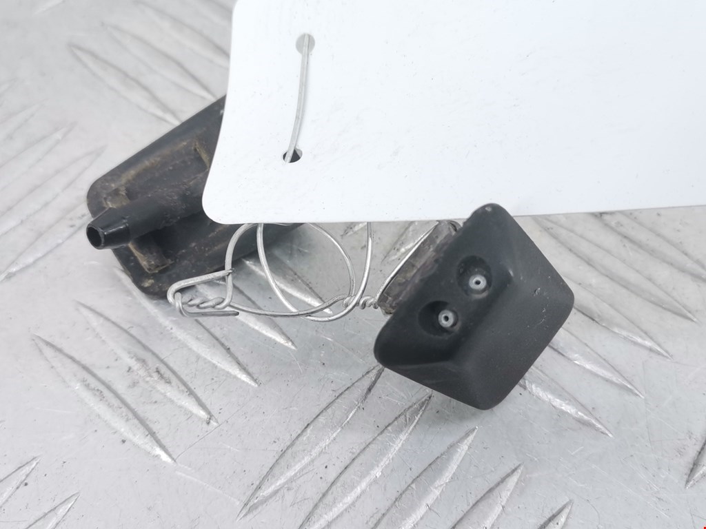 Форсунка омывателя лобового стекла AUDI A4 B5 1995-2001