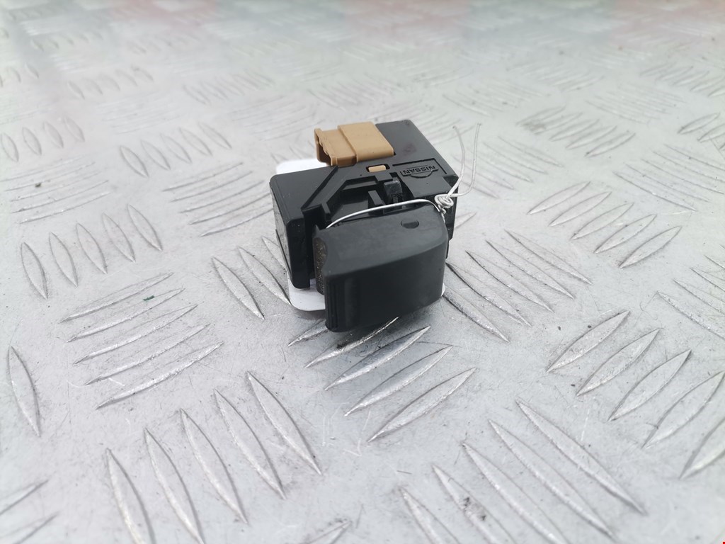 Кнопка стеклоподъемника SUBARU Forester II 2002-2008