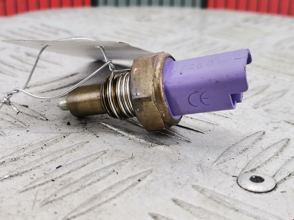 Датчик включения заднего хода CITROEN C5 I 2001-2008