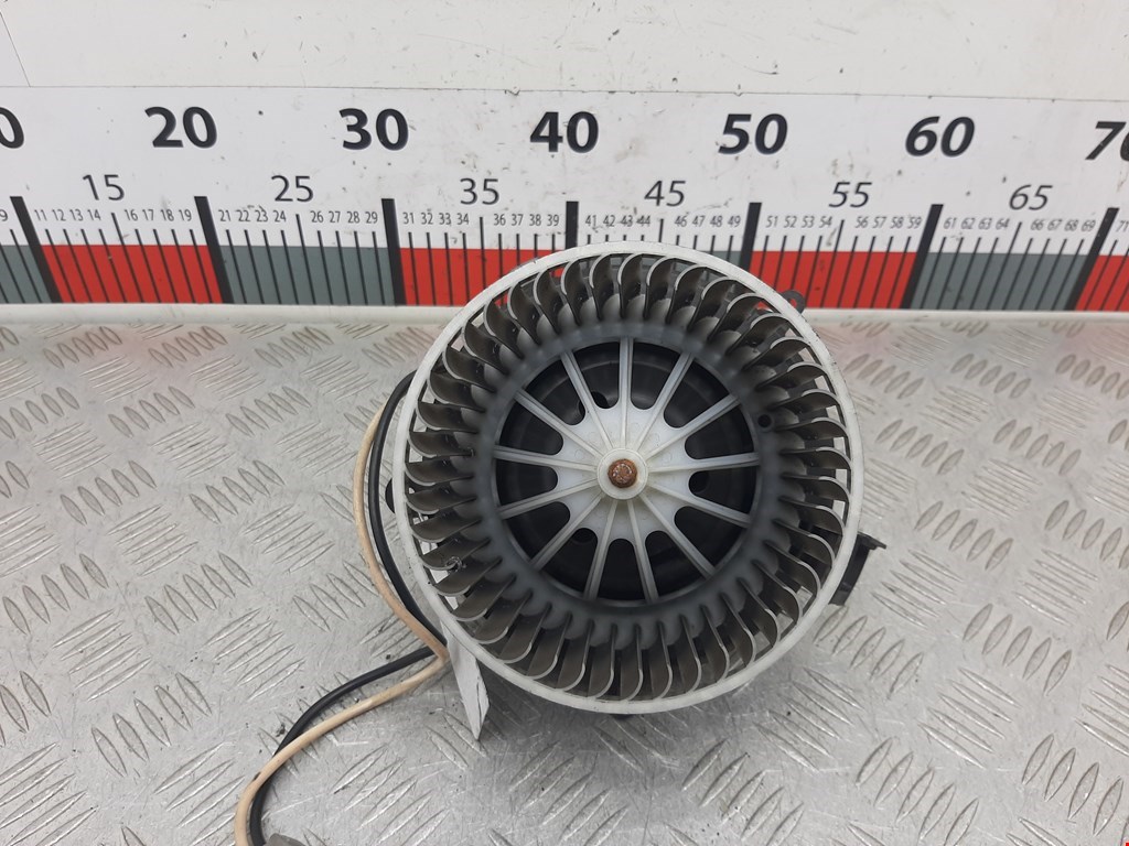 Моторчик (мотор) отопителя салона OPEL Astra J 2009-2017