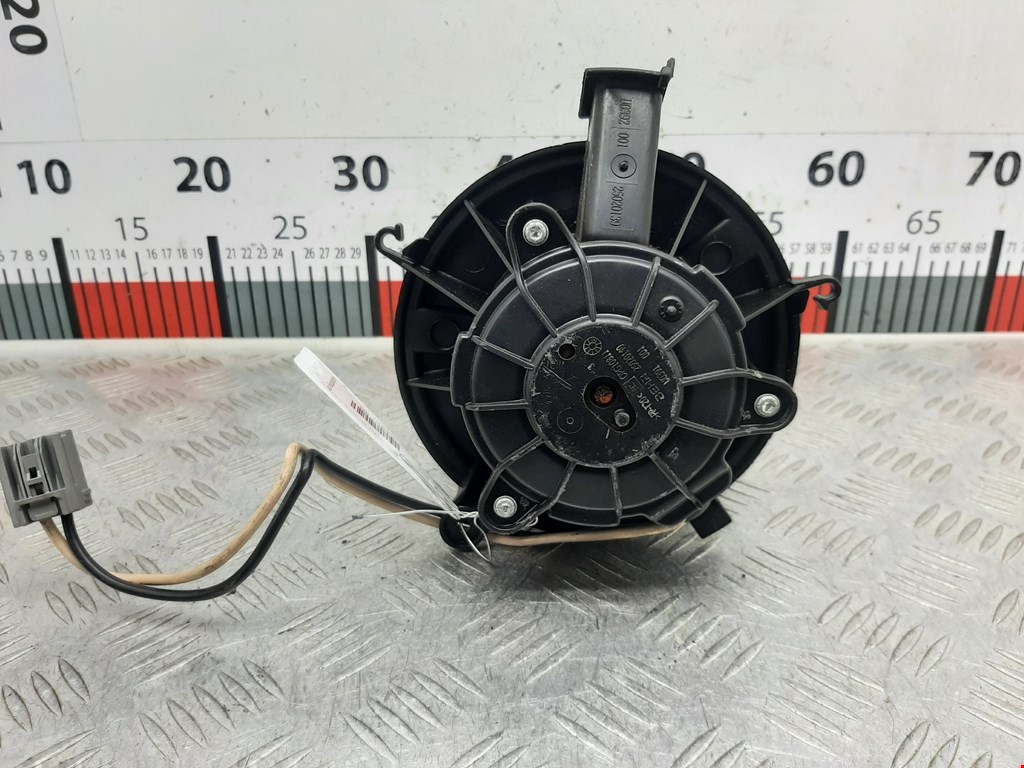 Моторчик (мотор) отопителя салона OPEL Astra J 2009-2017