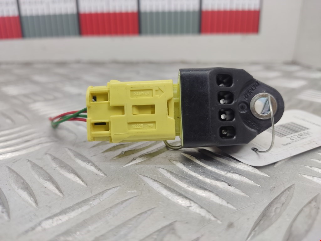 Датчик AIR BAG (подушек безопасности) TOYOTA Prius III XW30 2009-2015