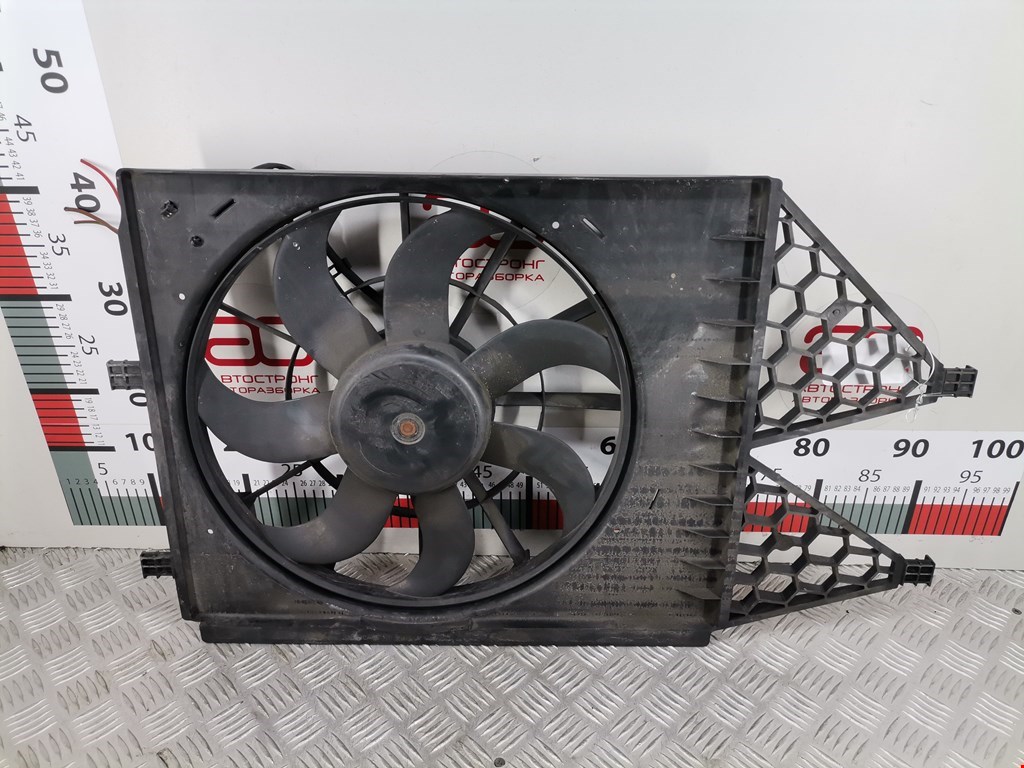 Вентилятор радиатора основного SEAT Ibiza 2008-2017