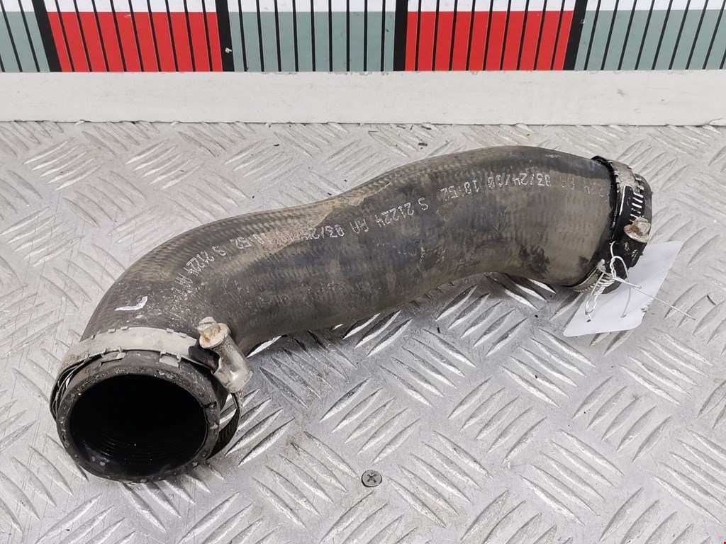 Патрубок интеркулера SEAT Ibiza 2008-2017