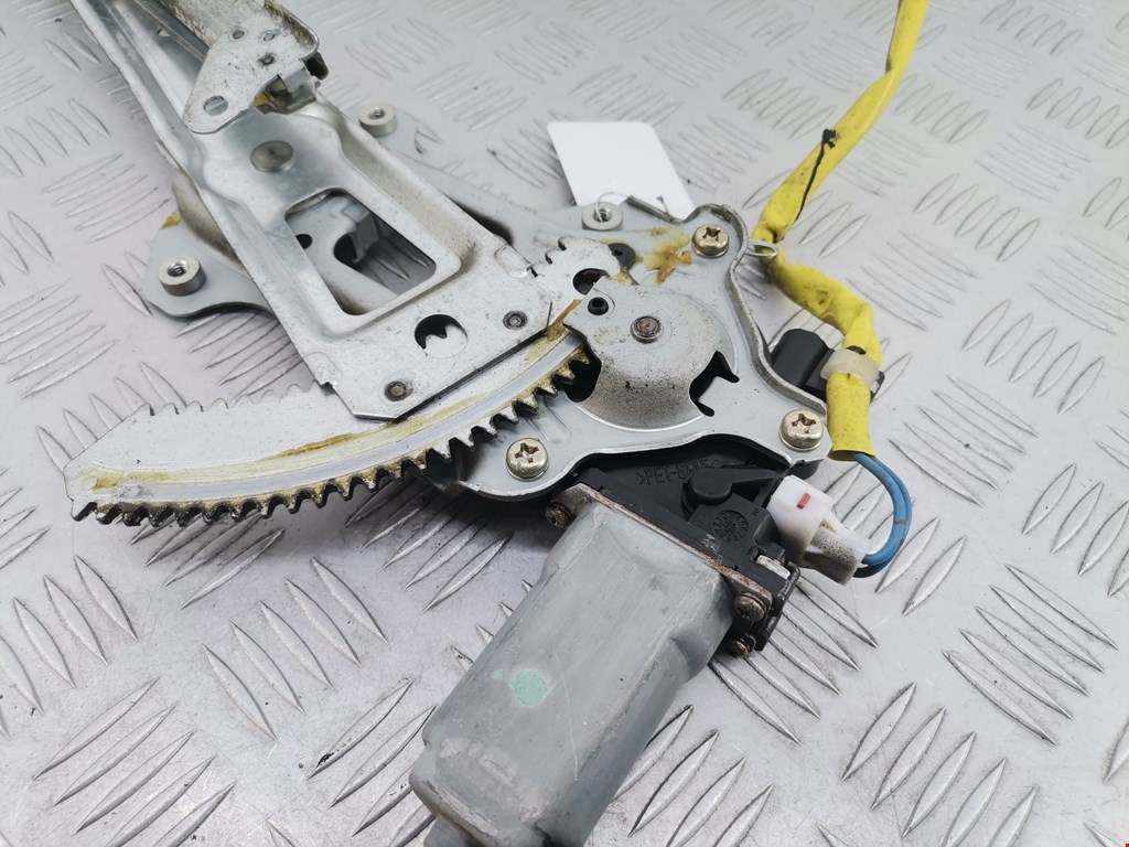 Стеклоподъемник задний левый SUBARU Legacy 1998-2004