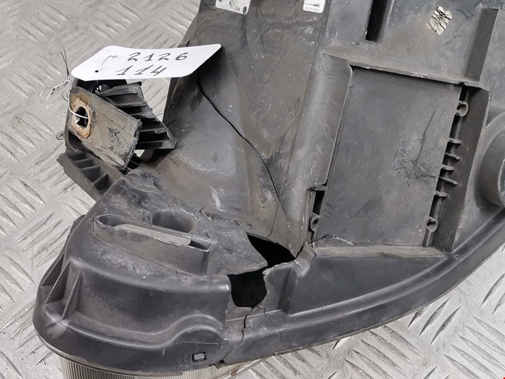 Фара правая SEAT Ibiza 2008-2017