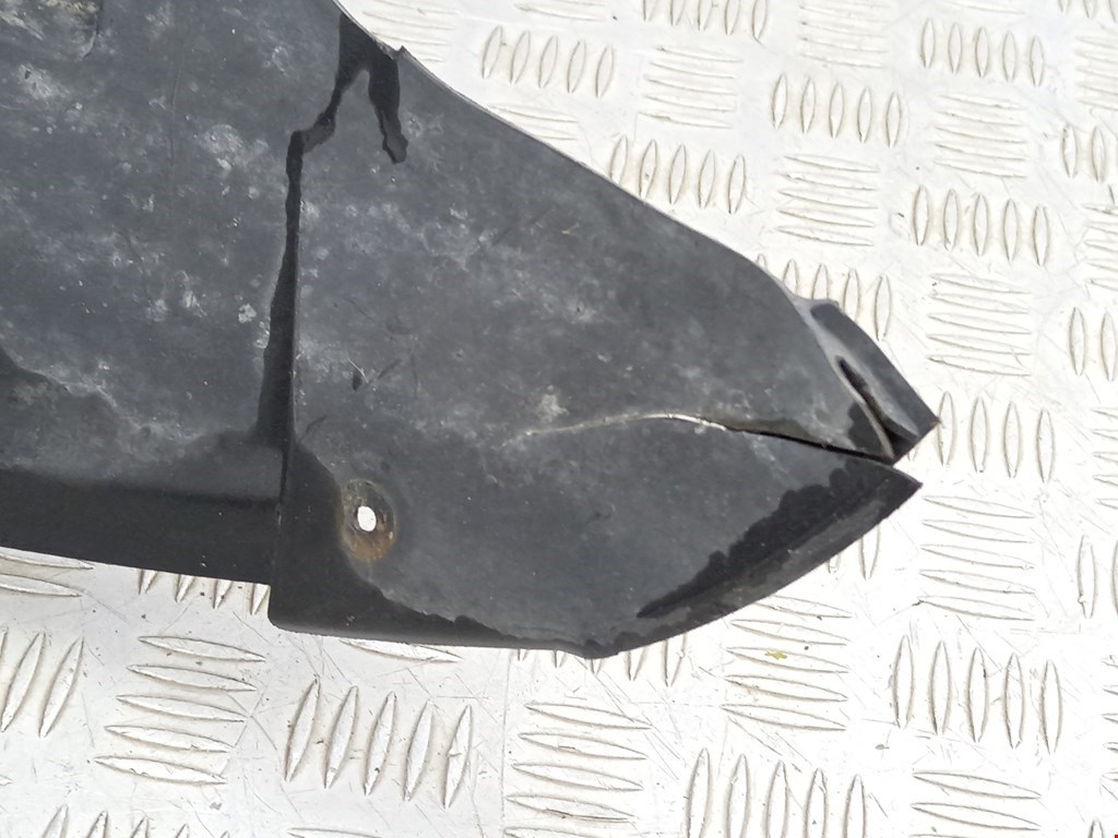 Локер (подкрылок) передний правый SEAT Alhambra 1996-2010