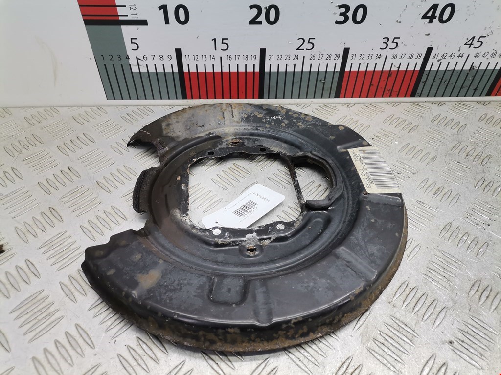 Кожух защитный тормозного диска BMW 5-Series (E39) (1995-2004)