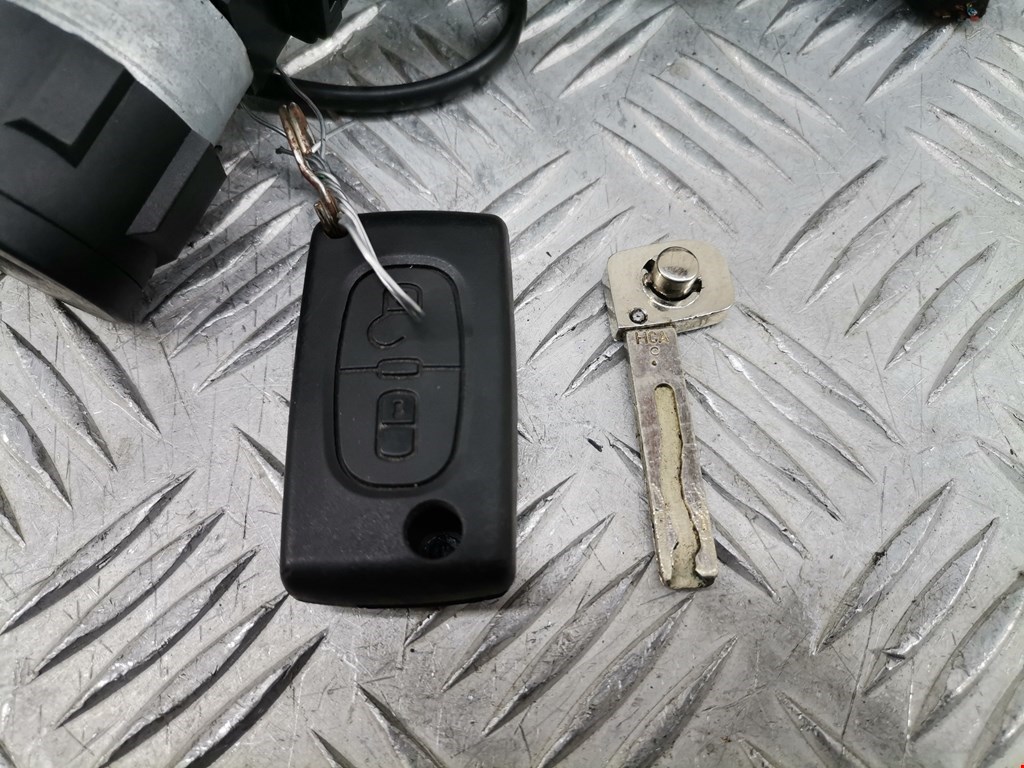 Замок зажигания PEUGEOT 308 2007-2015