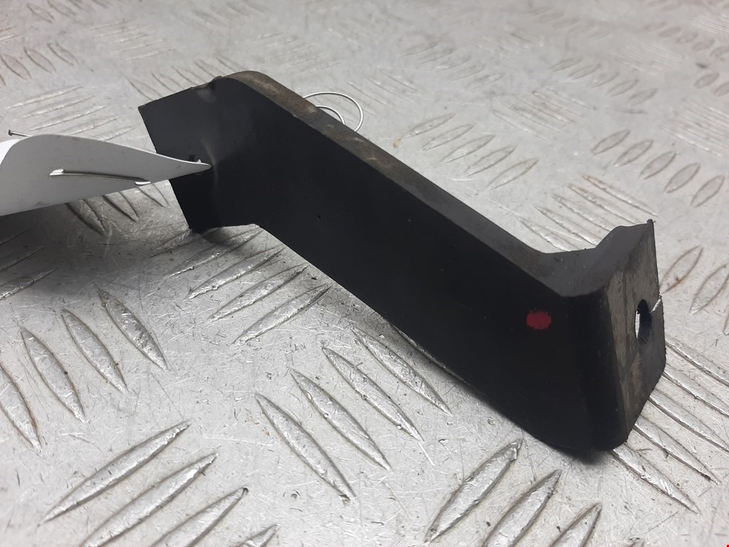 Кронштейн заднего бампера левый правый HYUNDAI i40 2011-2019