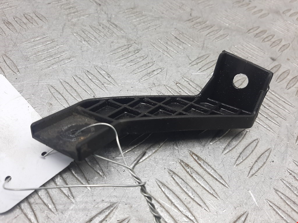 Кронштейн заднего бампера левый правый HYUNDAI i40 2011-2019