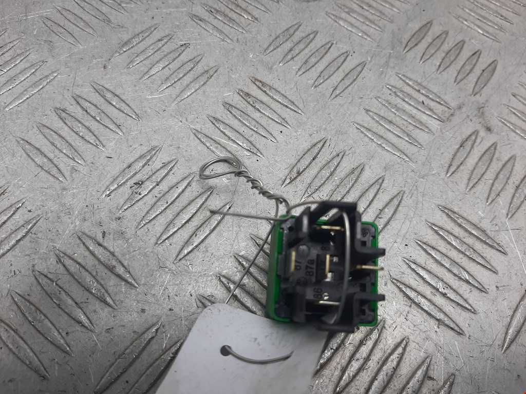 Реле HYUNDAI i40 2011-2019