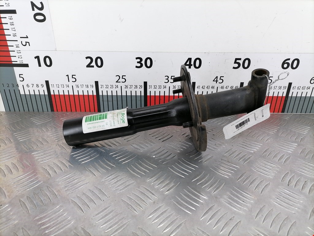 Отбойник бампера задний левый BMW 3-Series (E46) (1998-2007)