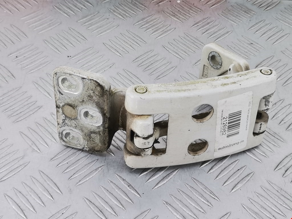 Петля двери распашной Mercedes Sprinter 2 (W906) (2006-2016)