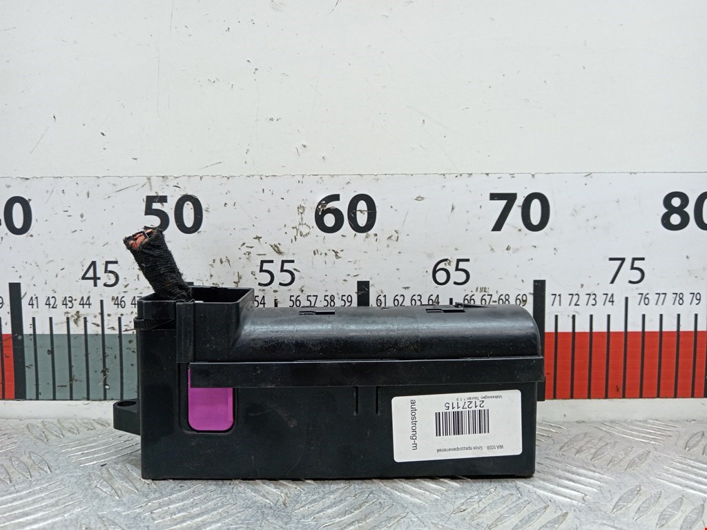 Датчик уровня в бачок омывателя VOLKSWAGEN Touran 2003-2010