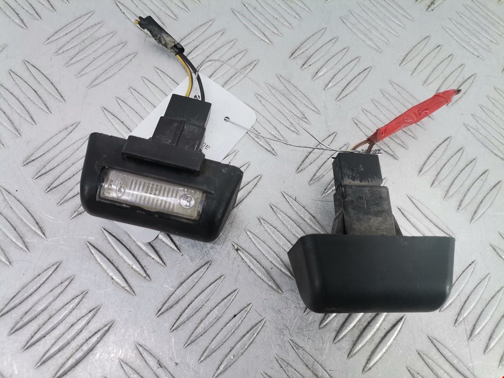 Фонарь подсветки номера FORD Transit 2006-2014